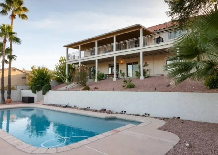 Holiday home The Views, Heated Pool And Spacious