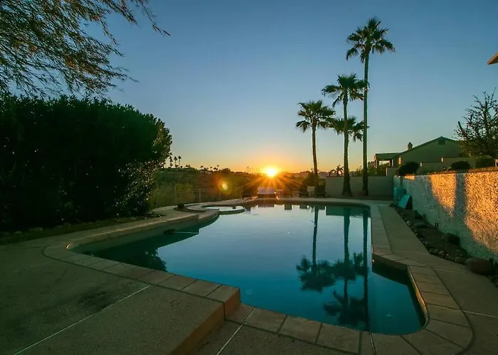 The Views, Heated Pool And Spacious Holiday home
