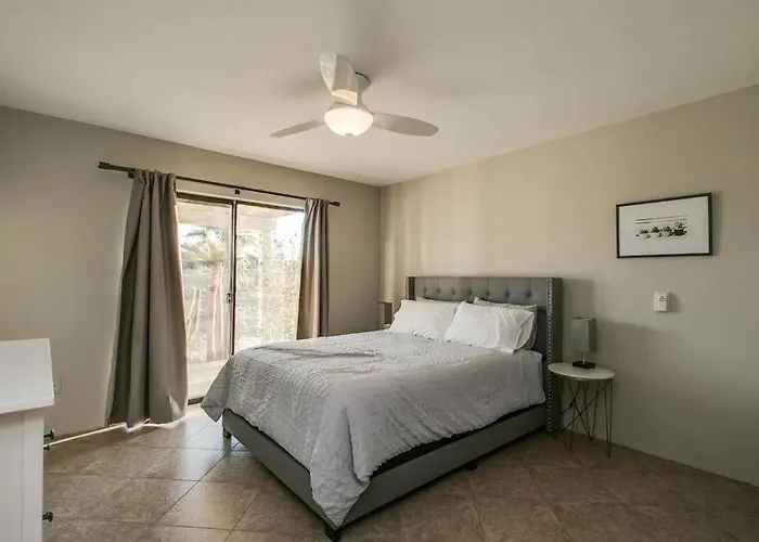The Views, Heated Pool And Spacious Holiday home